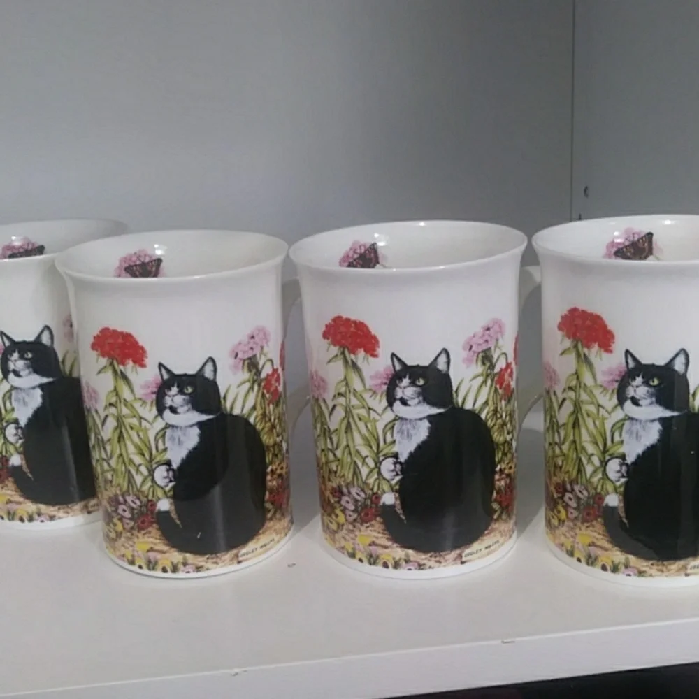 Vintage Black & White Tuxedo Cat Floral Ceramic Mugs SET OF 4